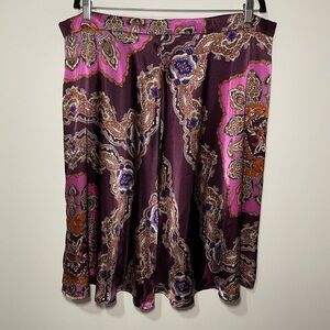 Annalee+Hope Women’s purple Paisley style flowy Skirt in size 2X